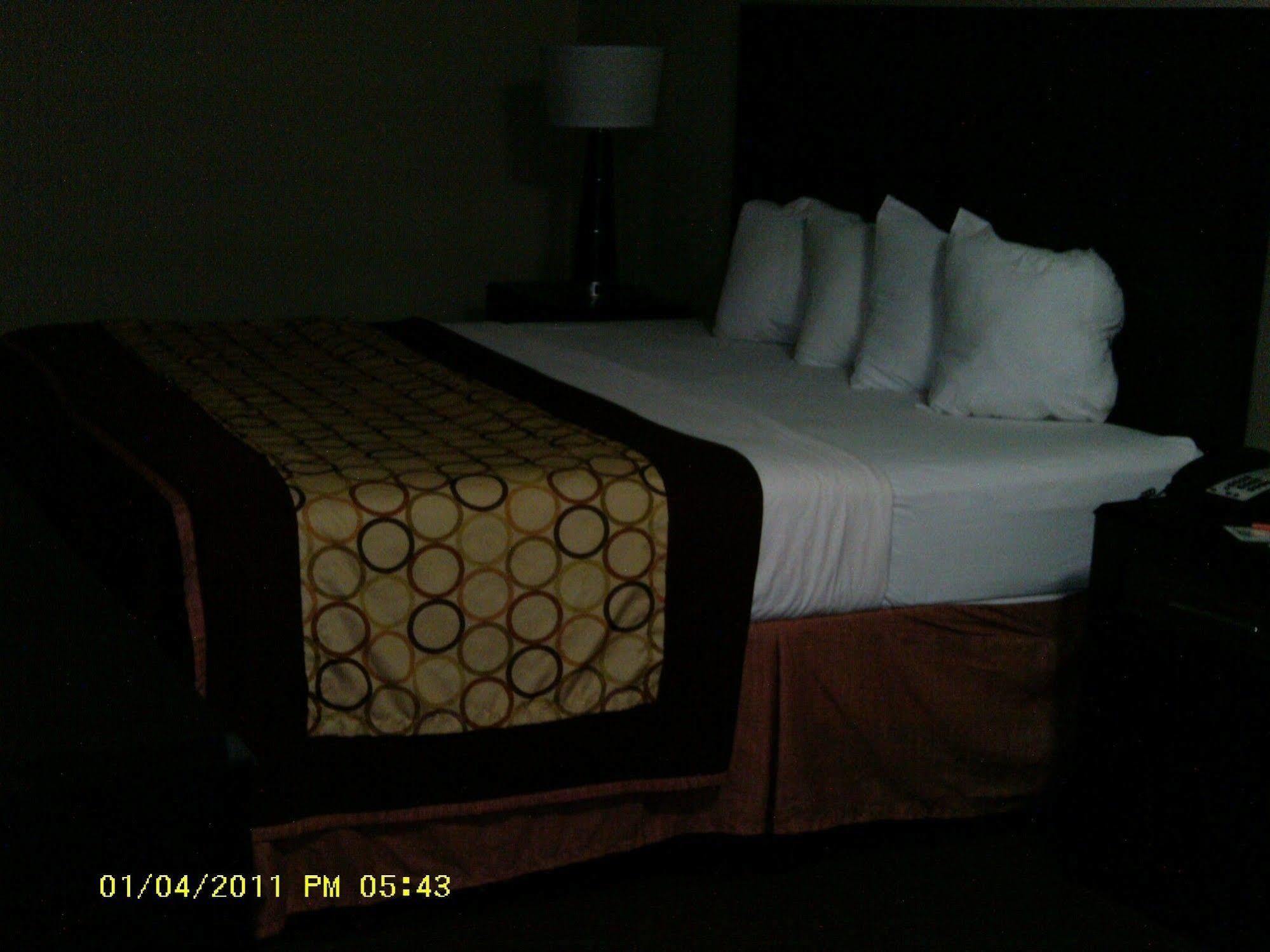 Knights Inn Bunkie Ngoại thất bức ảnh